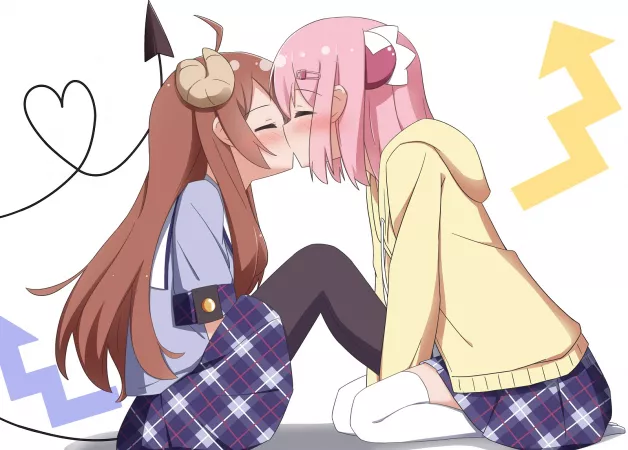 Sweet Kiss [The Demon Girl Next Door] by rovidee