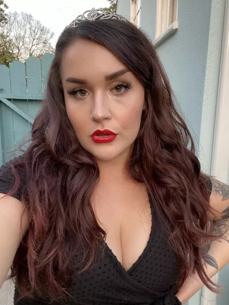 Switched up the makeup style for my birthday dinner a few weeks ago~ by these-lil-piggies