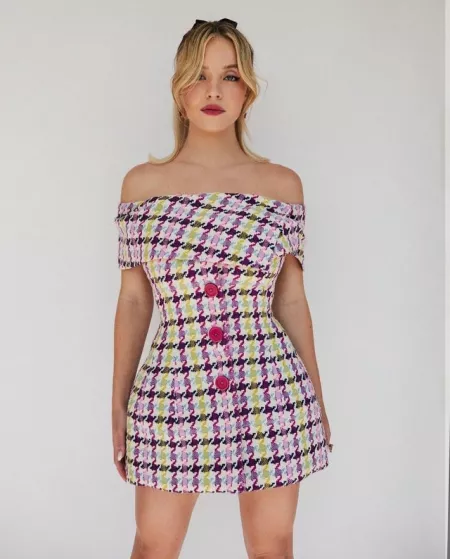 Sydney Sweeney by GlamMetalLion