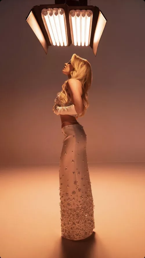 Sydney Sweeney by Psychological-Rub919