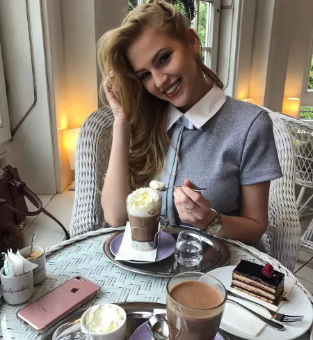 Szonja Gresa by BOOOOOOOBIES