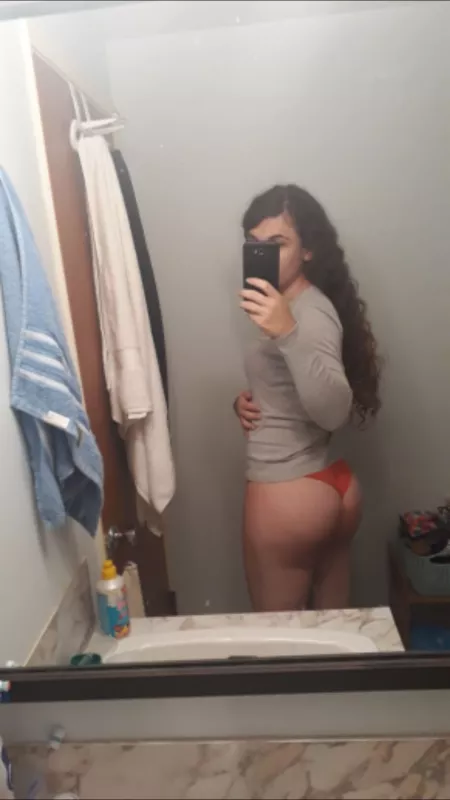 [T] U can use my as ass a pillow by Guita_m