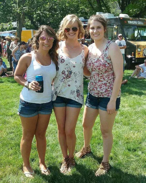 Tailgating by farva12456