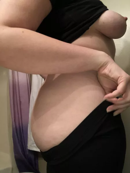 Take a bite or eat the whole damn meal 😛 by markiejess