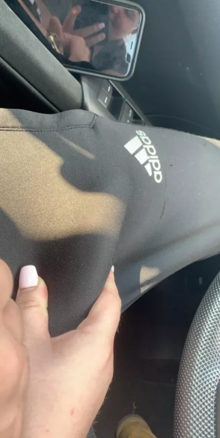 Take a peak by BigDilfRockin