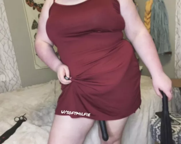 Take a peek 😘 by softmilfie