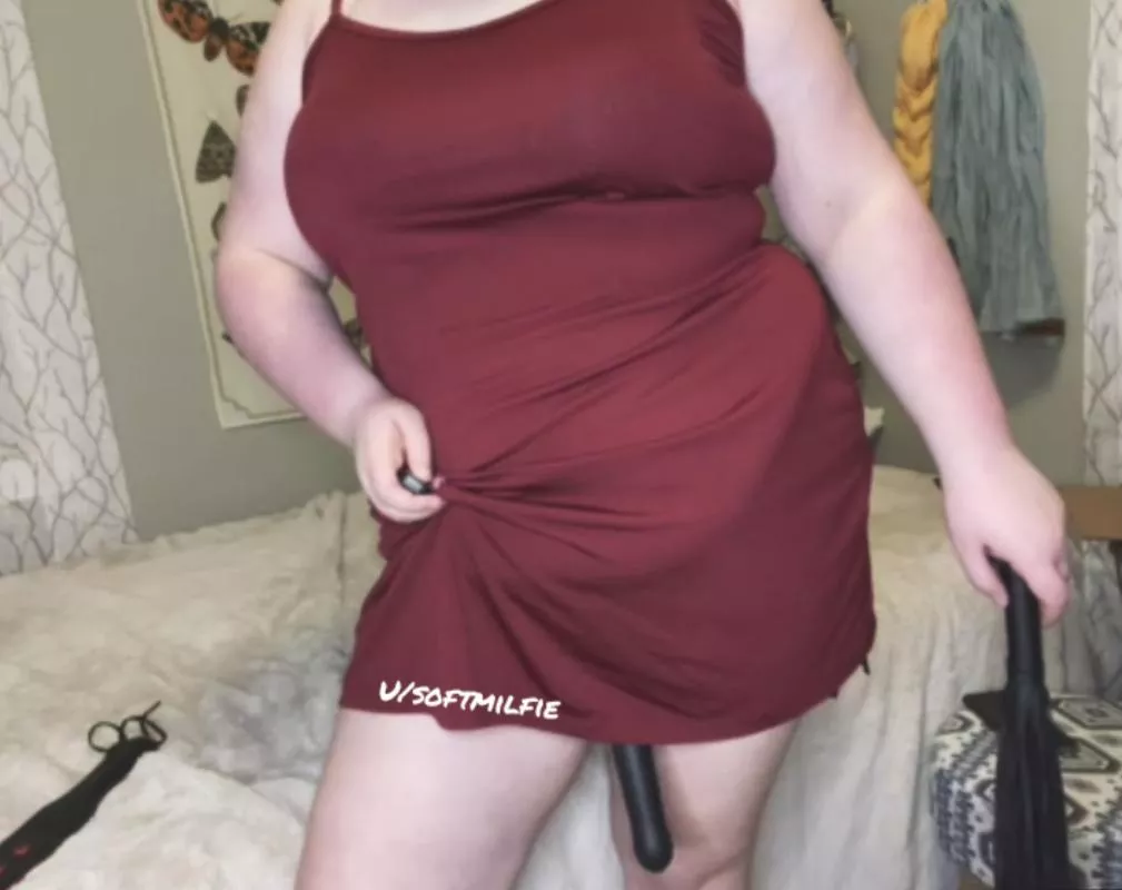 Take a peek 😘 posted by softmilfie