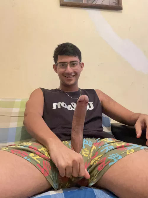 Take a sit baby😋 by crzcruz