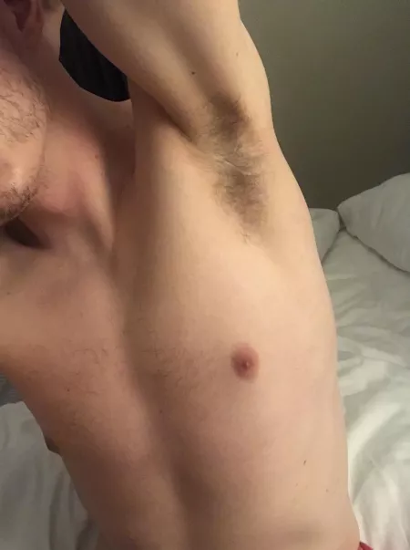 Take a sniff by peroniam