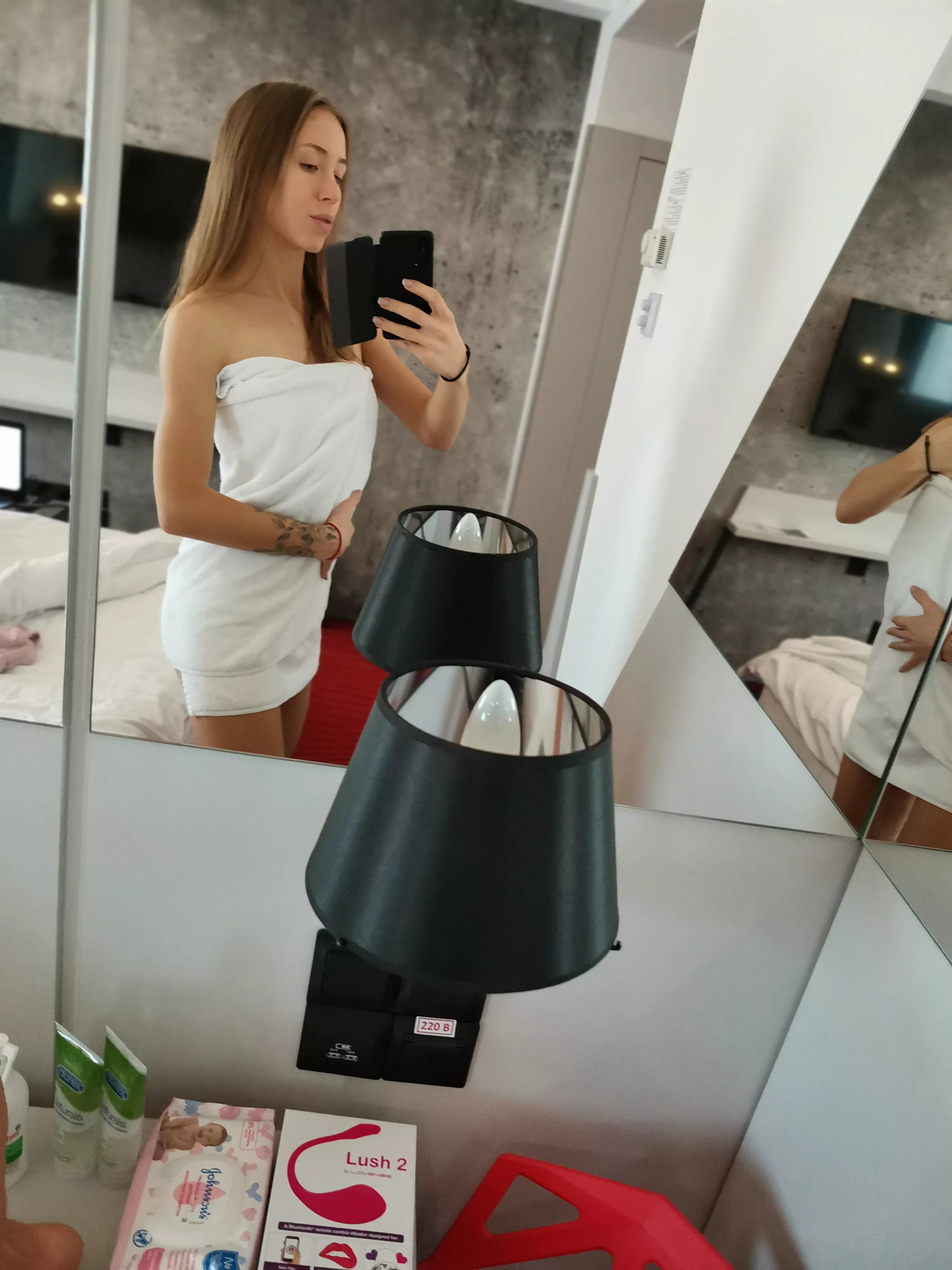 Take it off? [OC] [F] posted by Leksabiffer