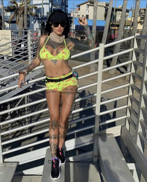 Take me back to the Cali boardwalk! by Cherokeesavagex