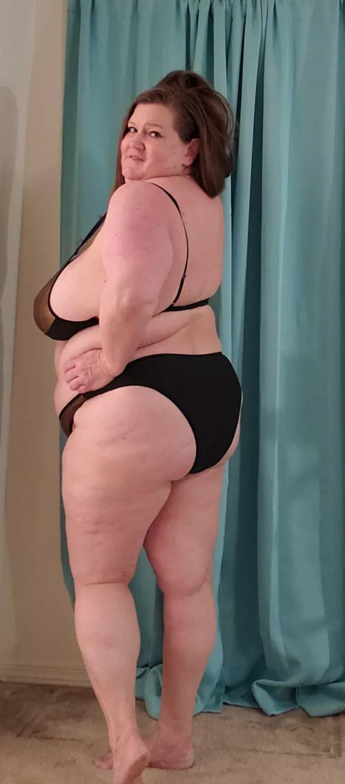 Take me to bed 😈💋 [F49] by Lavender_Lush72