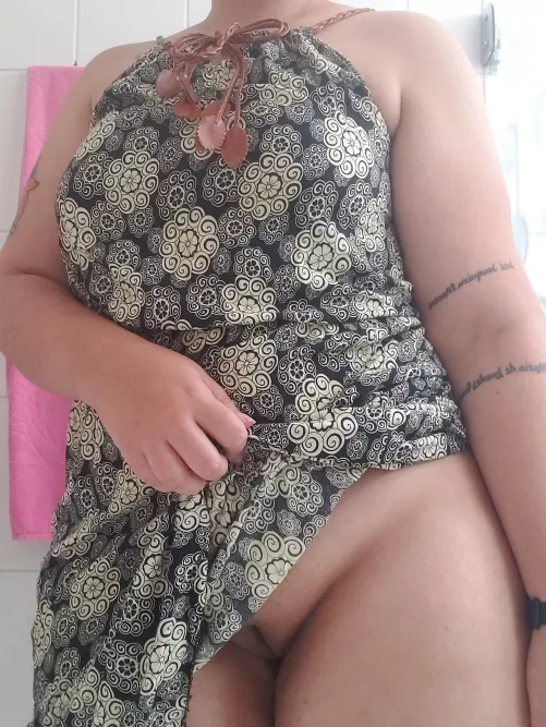 take me to dinner, i'll serve dessert by MaleficentName