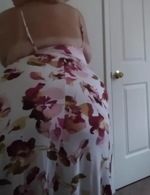 Take my dress off for me 😉 by afancyhoe