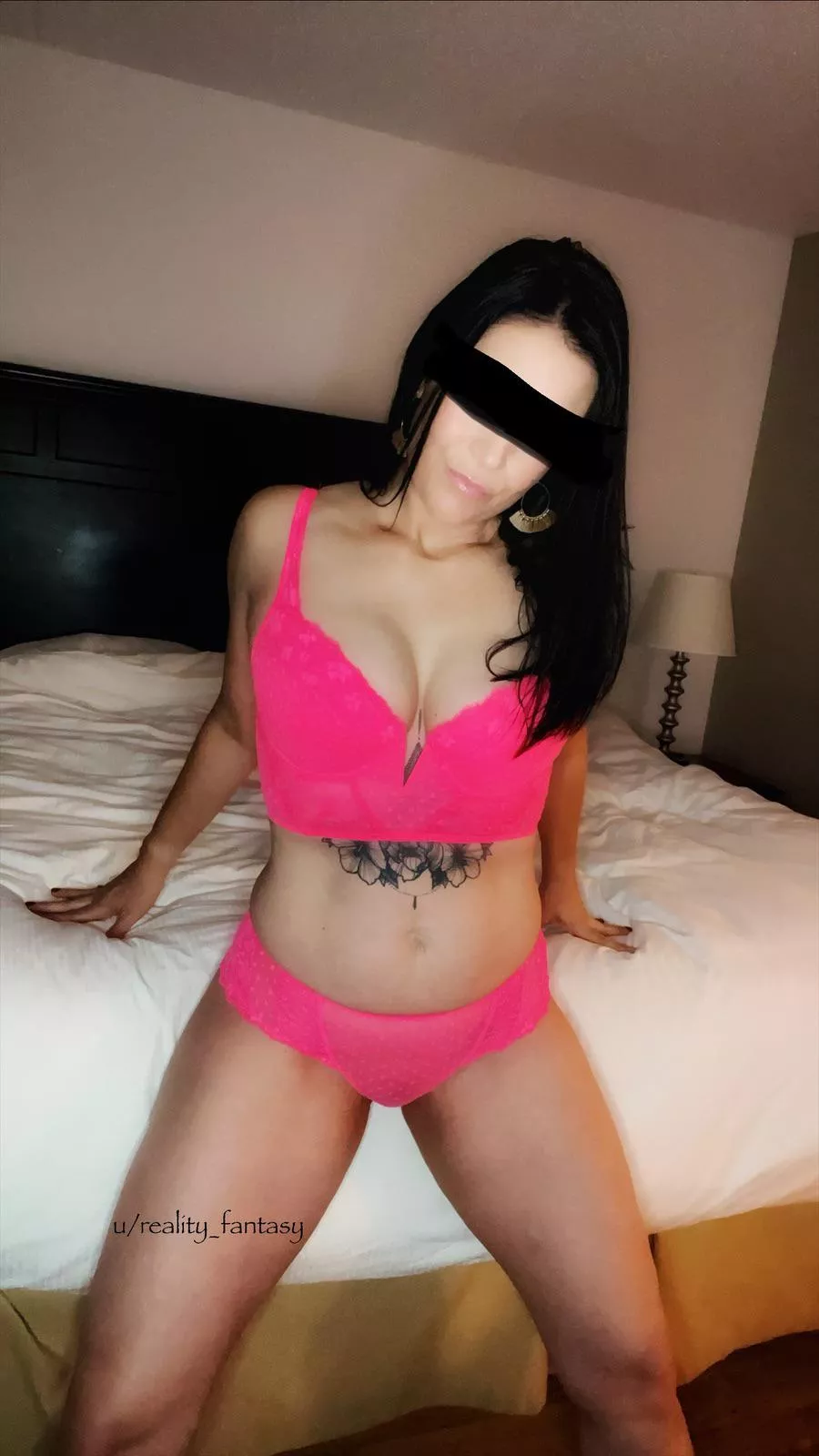 Take the day off and join me in the hotel for some Friday Fun 👄 posted by Reality_Fantasy