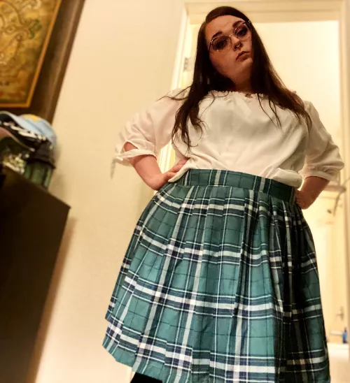 Takes a lot to get me interested, honestly. by RoseBunni97