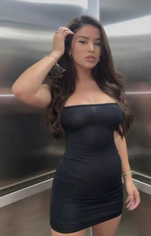 Taking a lift by Priapus4u