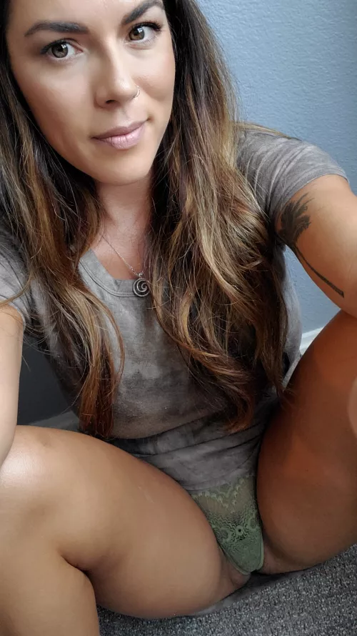 Taking a lunch break, who's hungry? by kbass2_0