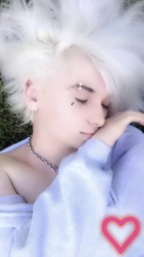 Taking big spoon applications!! ❤️❤️ by AnOldHag_