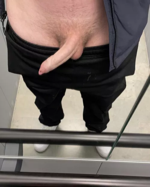 Taking the elevator with me or walking the stairs? 🛗 by PipeAffectionate3933