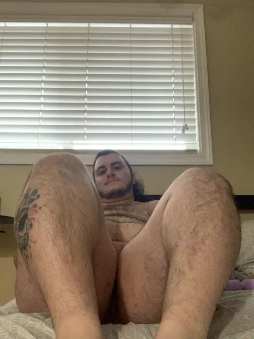 taking volunteers for Friday night Netflix n chill by teddybarenaked