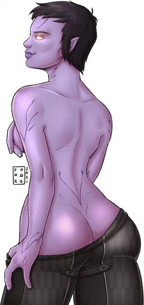 Tali getting out the suit by Mandalorymory