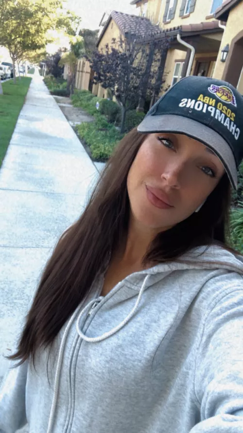 Talk to me babe. 💋 by milkygiirl