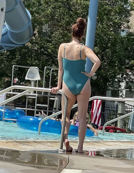 Tall And Toned by nasota