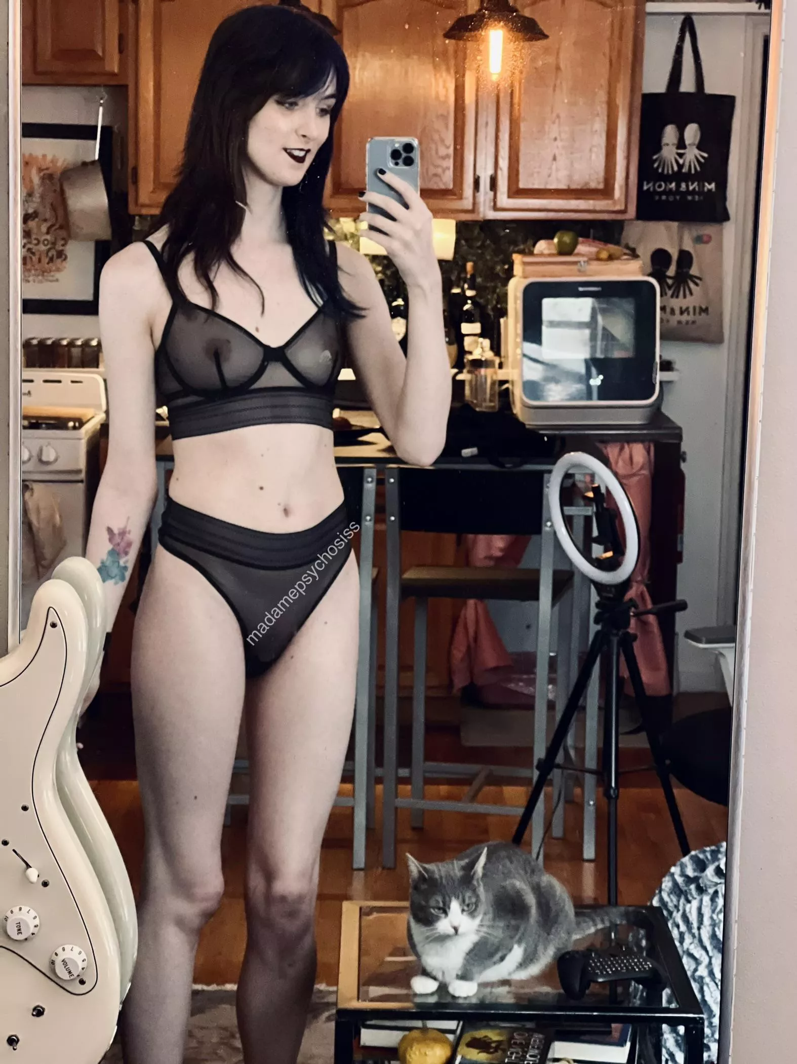 Tall girl Tuesday 💙 posted by madamepsychosiss