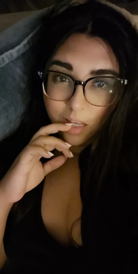 Tan Elvira by loushalovesyou