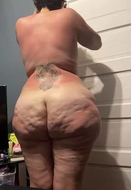 Tan lines 😊 by imadragoninflesh