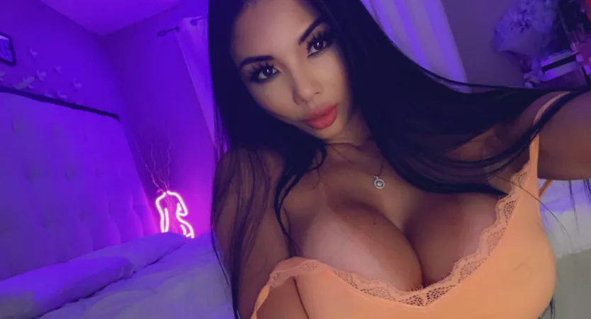 Tanlines by DroppingLoadz