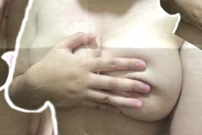 Tara ligo (f) need 💸💸💸. by Shanayax