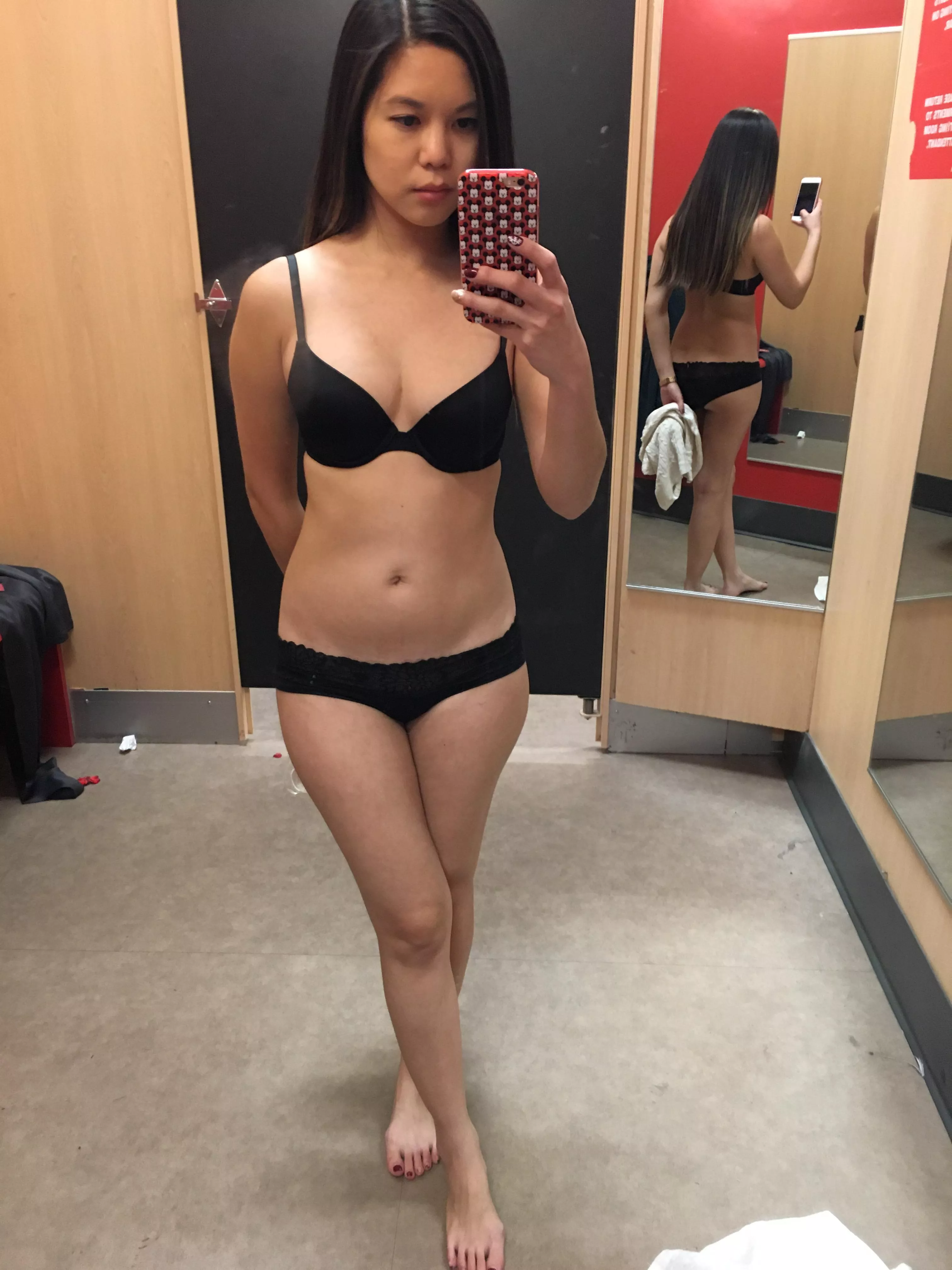 Target’s changing rooms are seriously the best posted by sweetxjenx_