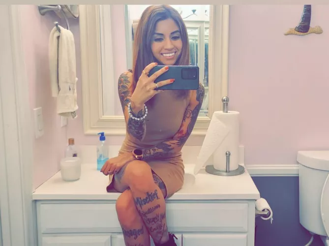 Tattooed Milf by SimplyNotorious