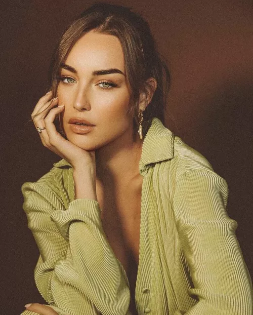 Taylor Bryant by davethedog007