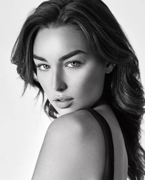 Taylor Bryant by davethedog007