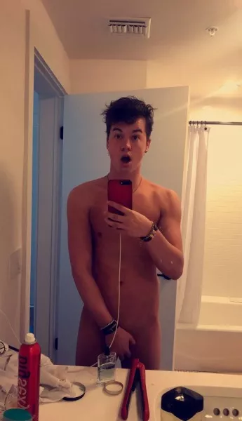 Taylor Caniff - American VLogger posted by astroblueastro