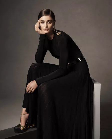 Taylor Hill by BOOOOOOOBIES