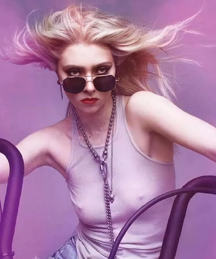 Taylor Momsen posted by Dannig178