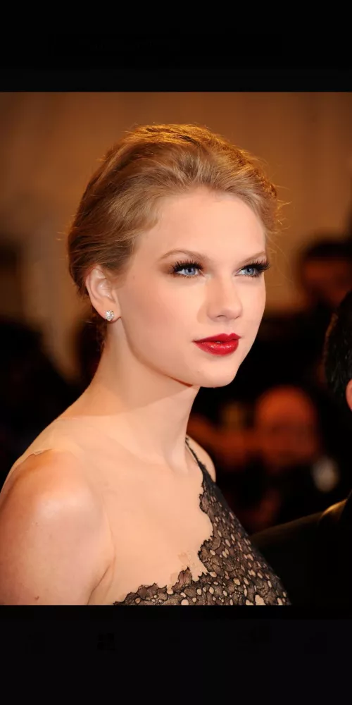 Taylor Swift by surebro27