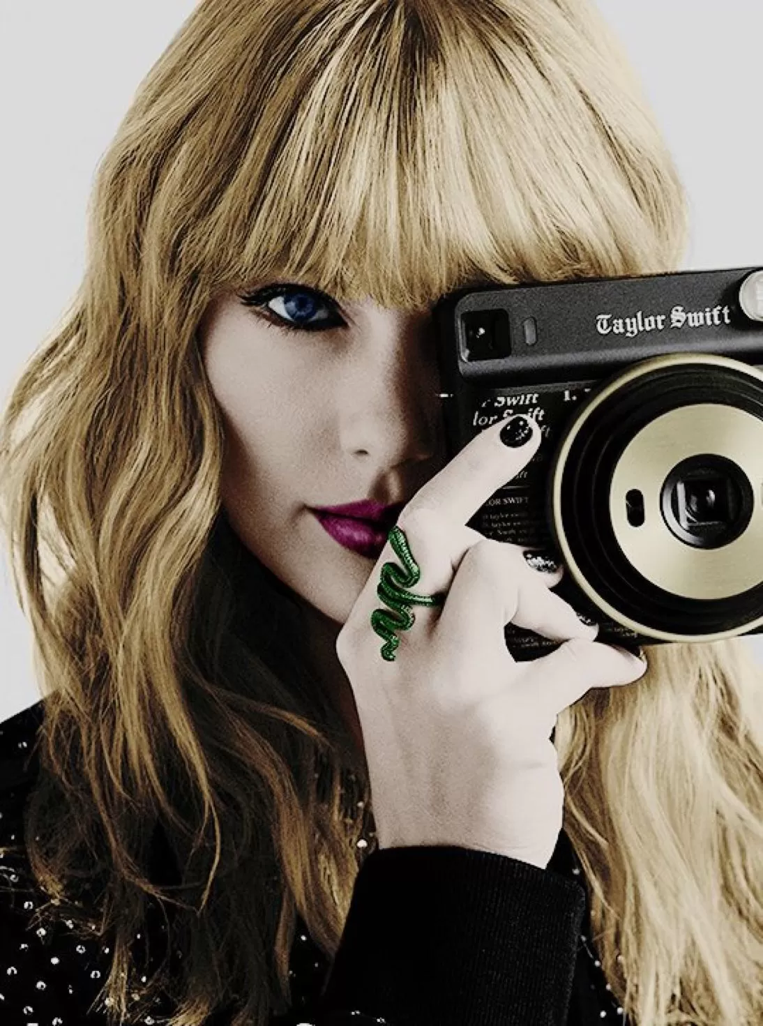 Taylor Swift [Polaroid Friday] posted by SuperHotDirector
