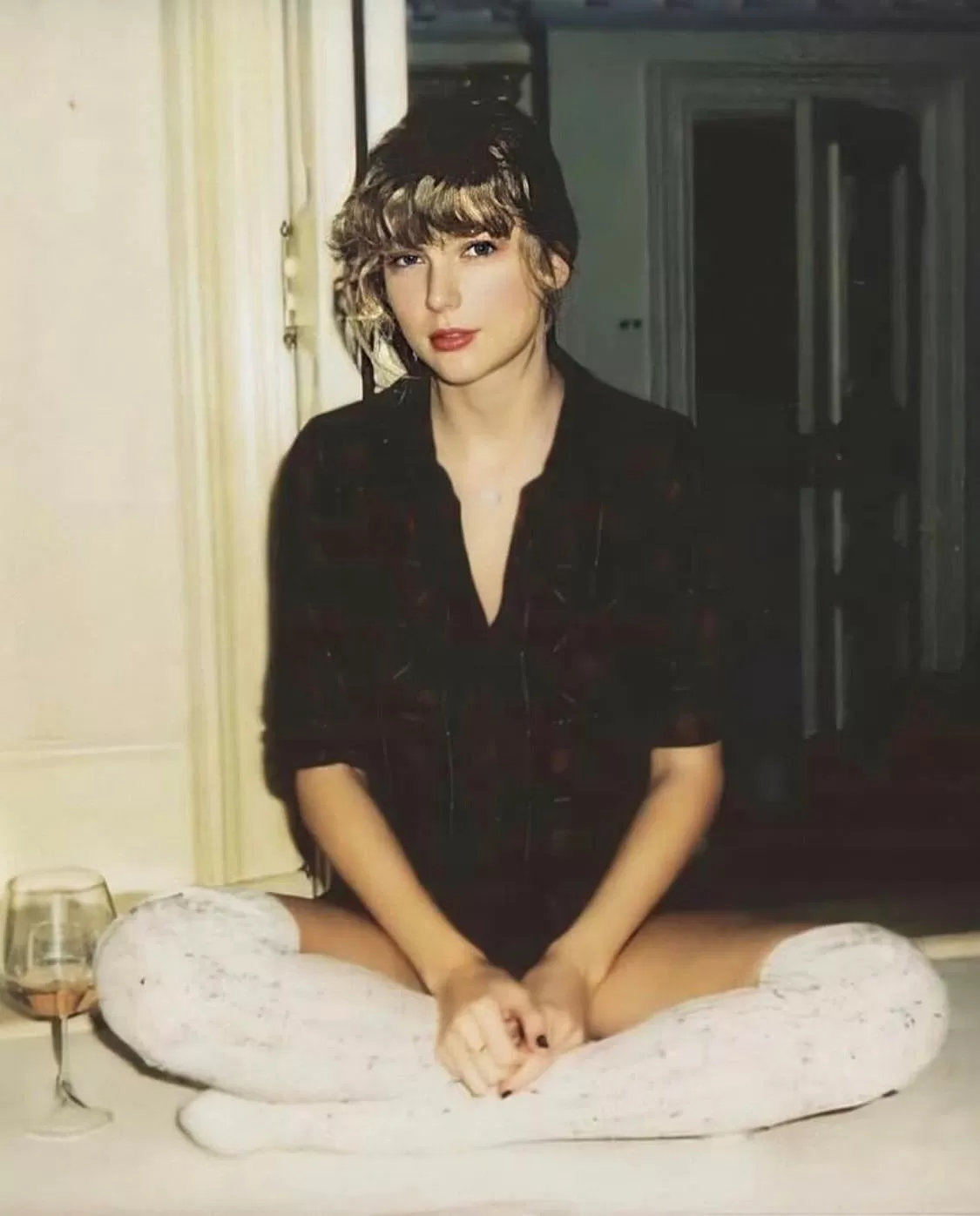 Taylor Swift [Polaroid Friday] posted by Packu