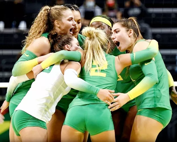 Team huddle by ohjioh