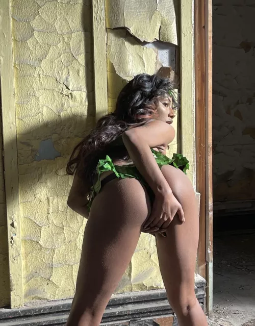 Teasing 24/7 by Brwnnbby