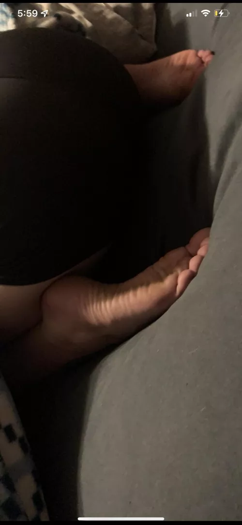 Teasing her sweaty soles, and teasing her sweet smelling asshole by ccw1967