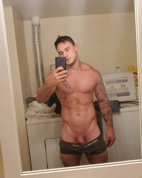 Tell me dirty things. 😛 by unabomber_chad