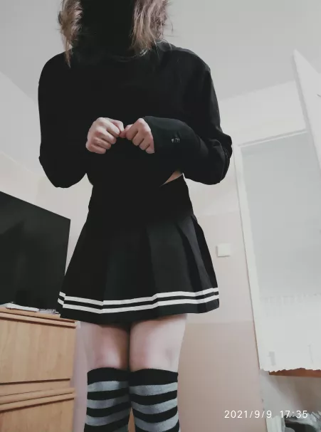 Tell me I'm cute pwease 🥺👉👈 by Big_Hat_Sif