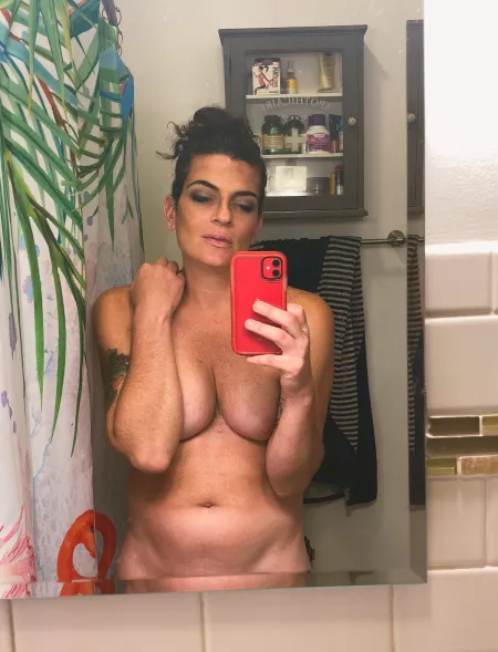 tell me I’m pretty 🥺 by girlherm840