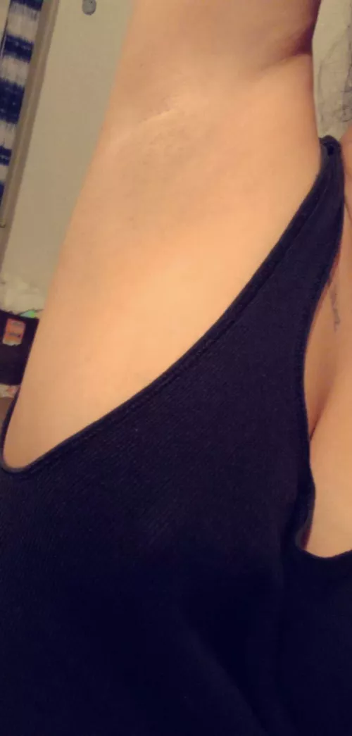 Tell me what you think should I keep posting :) by throwawayandy66